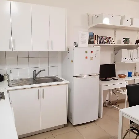 Ariadne 103 -300m From Lighthouse Apartament *