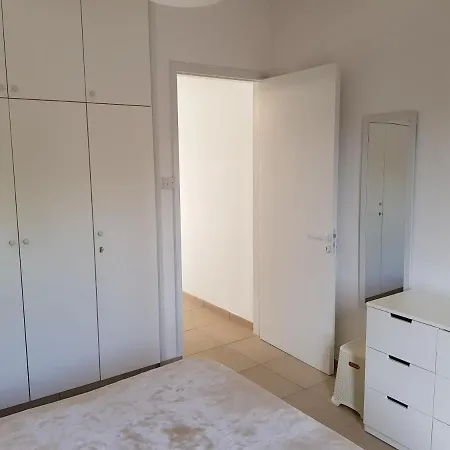 Ariadne 103 -300m From Lighthouse