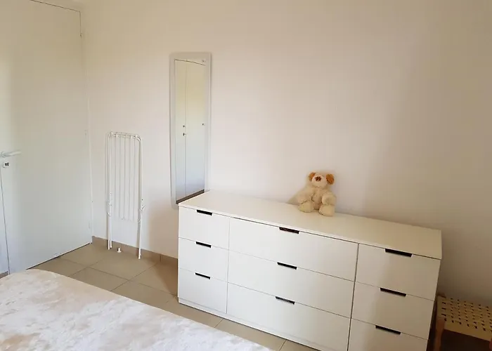 Ariadne 103 -300m From Lighthouse