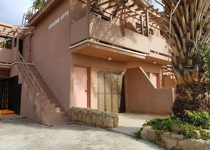 Ariadne 103 -300m From Lighthouse