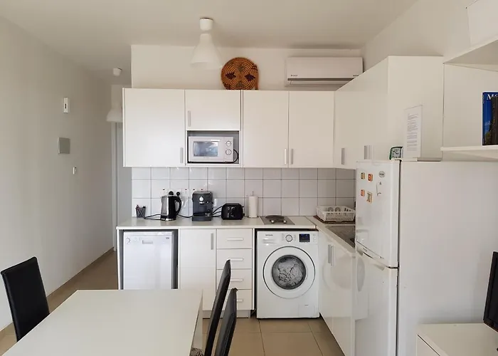 アパート Ariadne 103 -300m From Lighthouse パ フォス